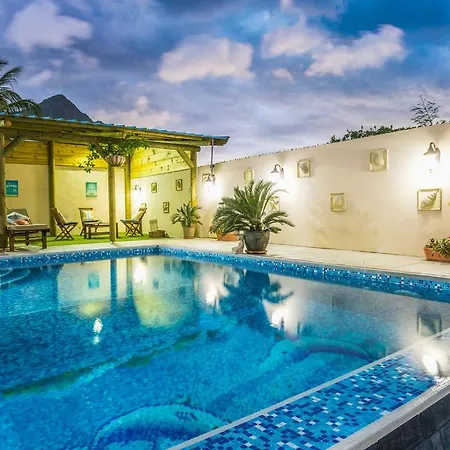 Blue Pearl Resort La Gaulette Exterior photo
